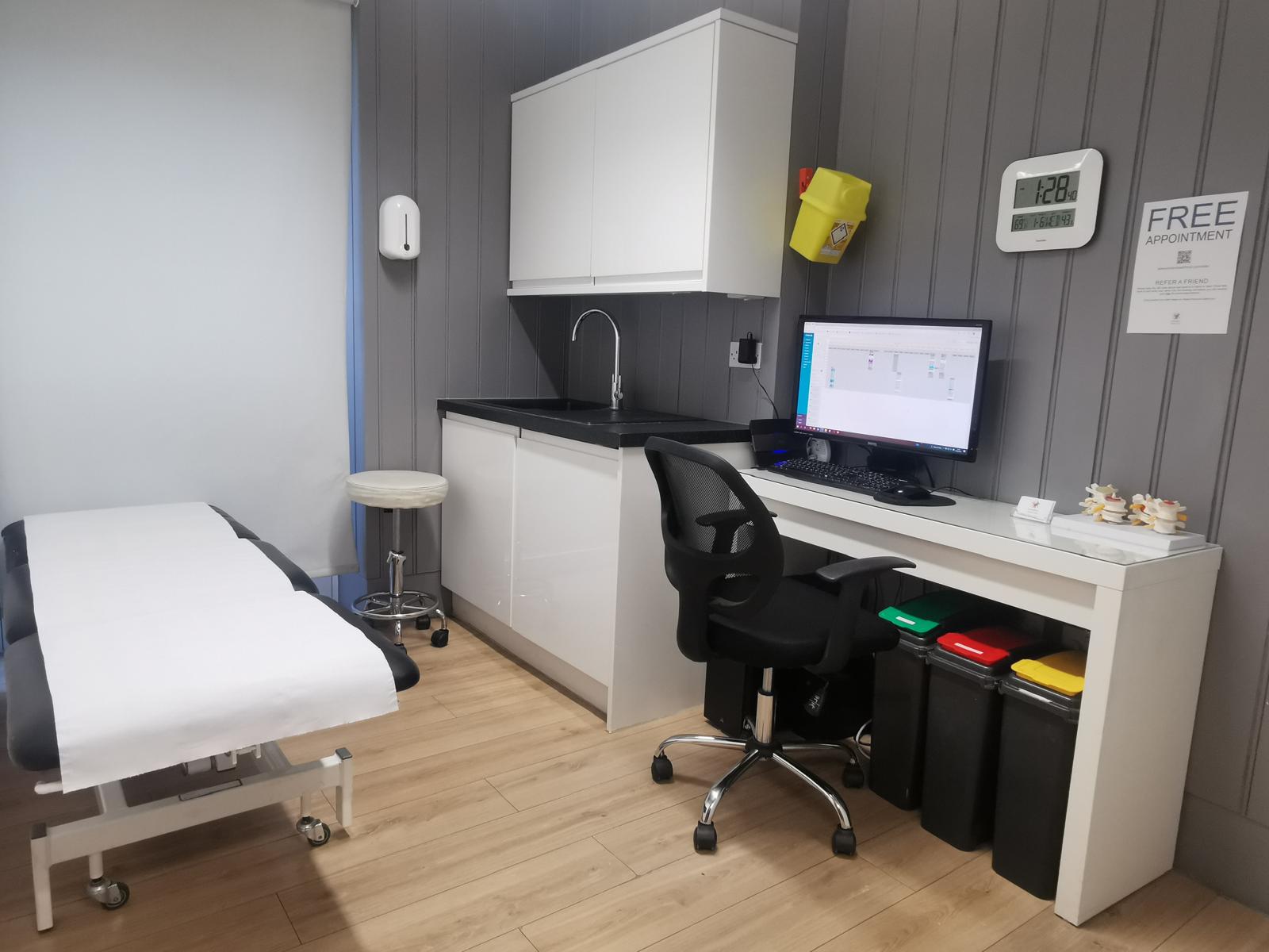 Acupuncture Treatment Room at London Health Hub